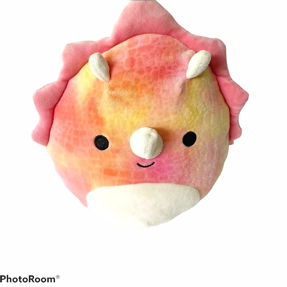 trinity the triceratops squishmallow